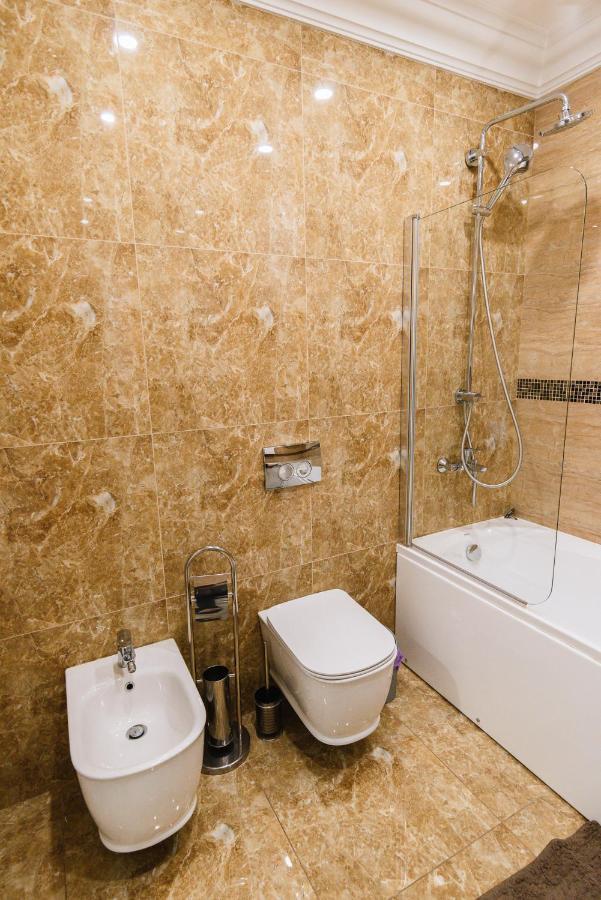 Luxury For Business & Pleasure Royal 2 Apartment Kyiv Exterior photo