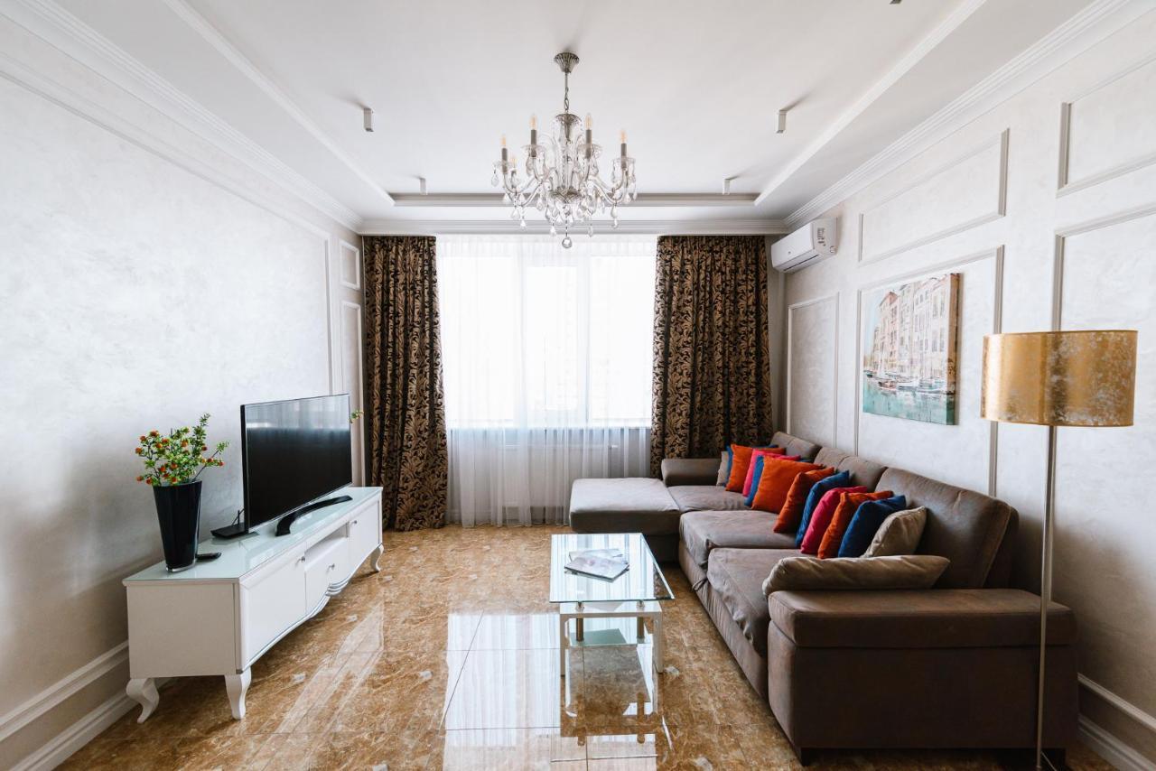Luxury For Business & Pleasure Royal 2 Apartment Kyiv Exterior photo